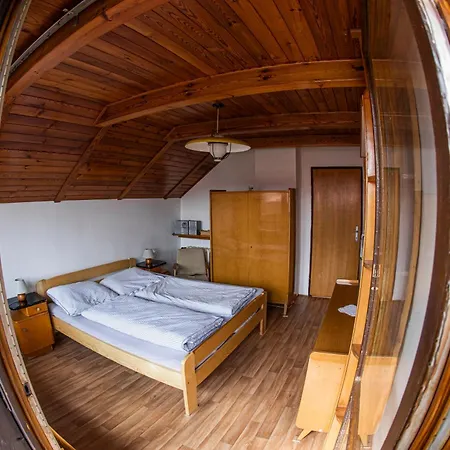 131 Ceska Cermna